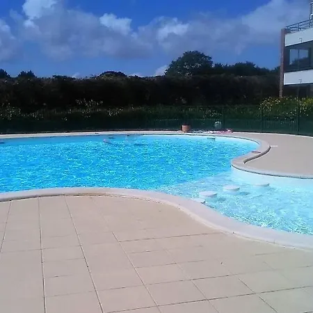 - 700m Port - 200m Golf - Wifi - Piscine *