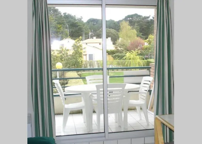 - 700m Port - 200m Golf - Wifi - Piscine * Pornic