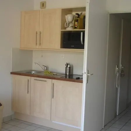 - 700m Port - 200m Golf - Wifi - Piscine 波尔尼克