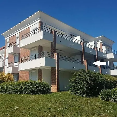 - 700m Port - 200m Golf - Wifi - Piscine 波尔尼克